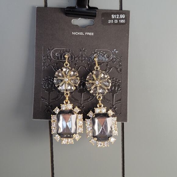 Gold Tone Dangle Earrings Gray Faceted Gem Crystal Border Drop 2.2" Nickel Free - Picture 6 of 11